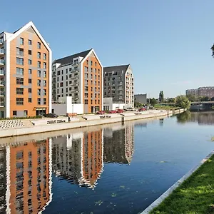 Apartment Nowa Motlawa Spa, Pool, Gym & Parking By Downtown, Gdansk